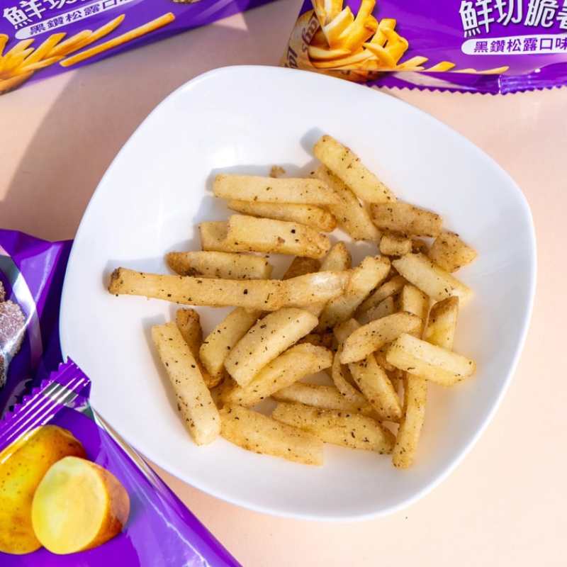 台湾版LAY'S乐事 鲜切脆薯条 黑松露口味 72g