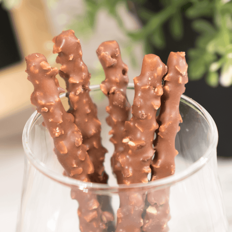 GLICO格力高 POCKY百奇 巴旦木巧克力涂层饼干棒